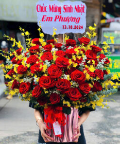 Giỏ Hoa Sang Trọng – G49