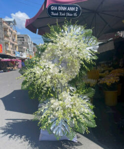 Mẫu Hoa Viếng – V56